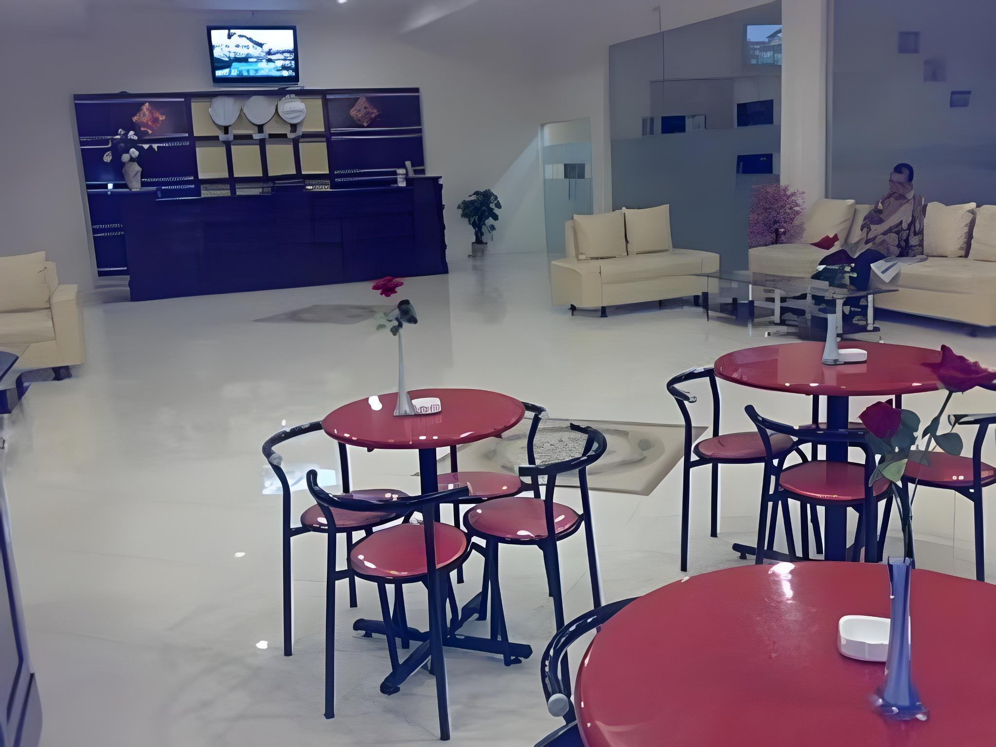 Grand Wisata Hotel Flores 9/12