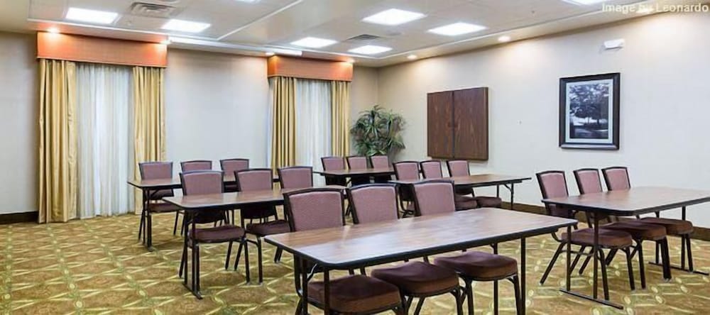 Comfort Suites Leesville 46/50