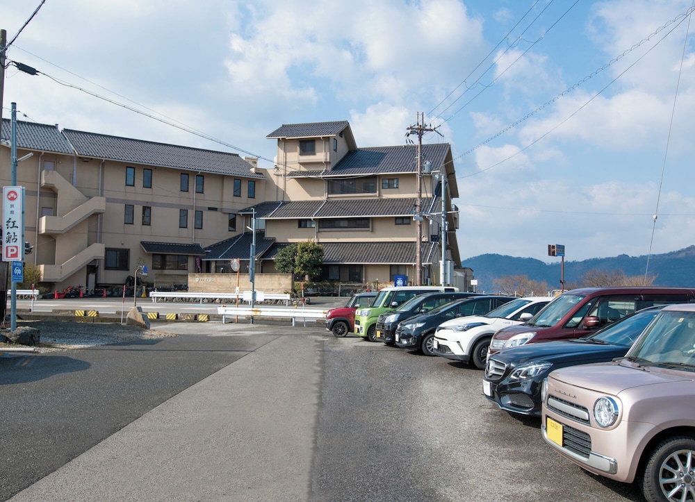 Ryokan Beniayu 41/48