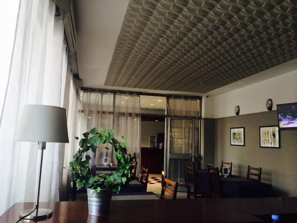 Al Baraka Hotel 47/50