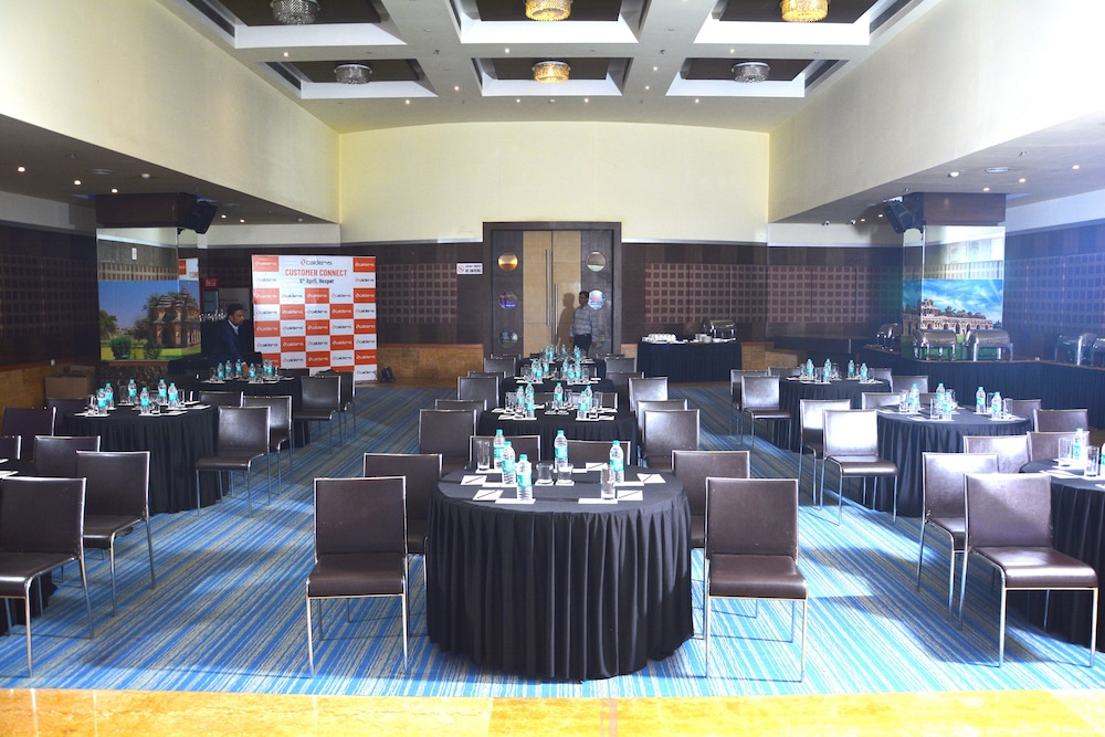 ROYAL ORCHID CENTRAL KIREETI 58/63