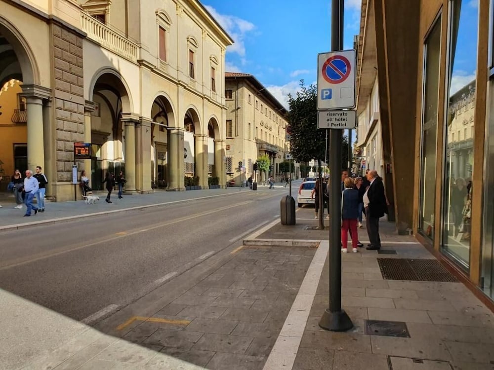 I Portici Hotel Residenza D Epoca 59/72