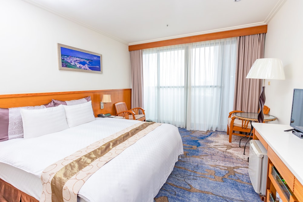 Yaling Hotel 10/40