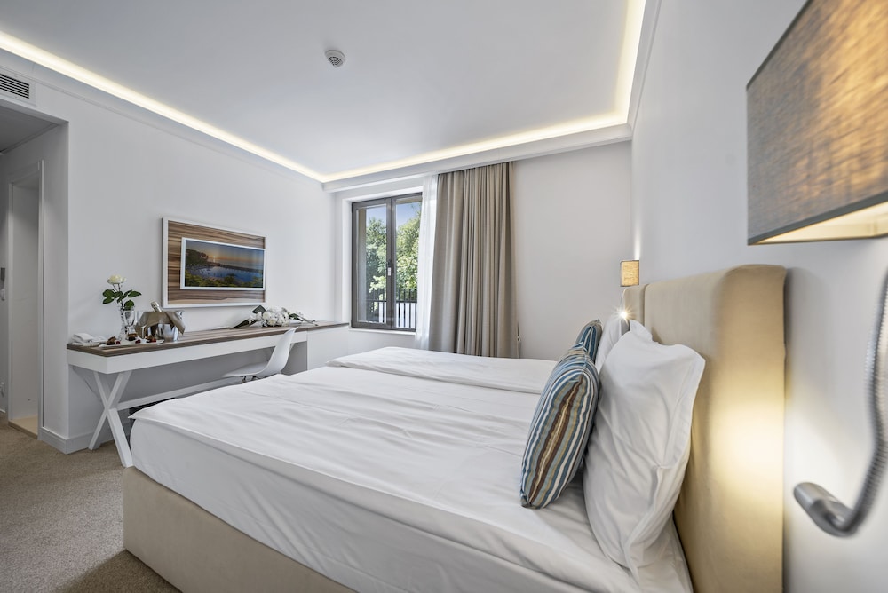 HVD Hotel Nympha Riviera Holiday Club Adults Only 18 13/45