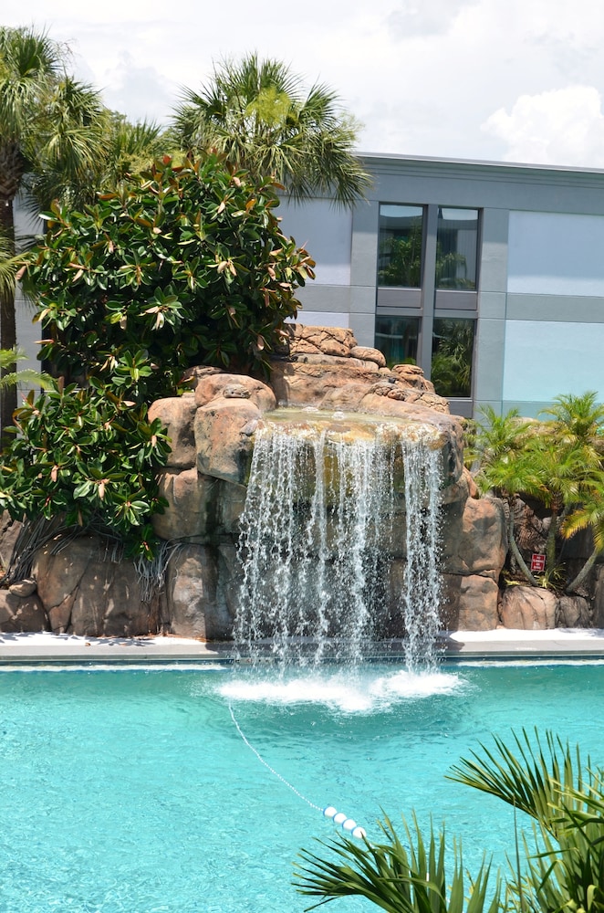Opal Hotel and Suites in ALTAMONTE SPRINGS - FL