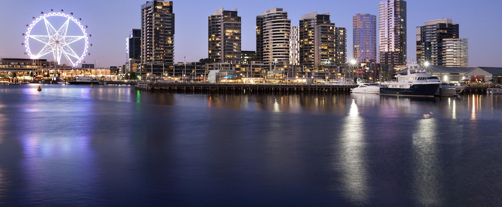 The Sebel Residences Melbourne Docklands 50/55