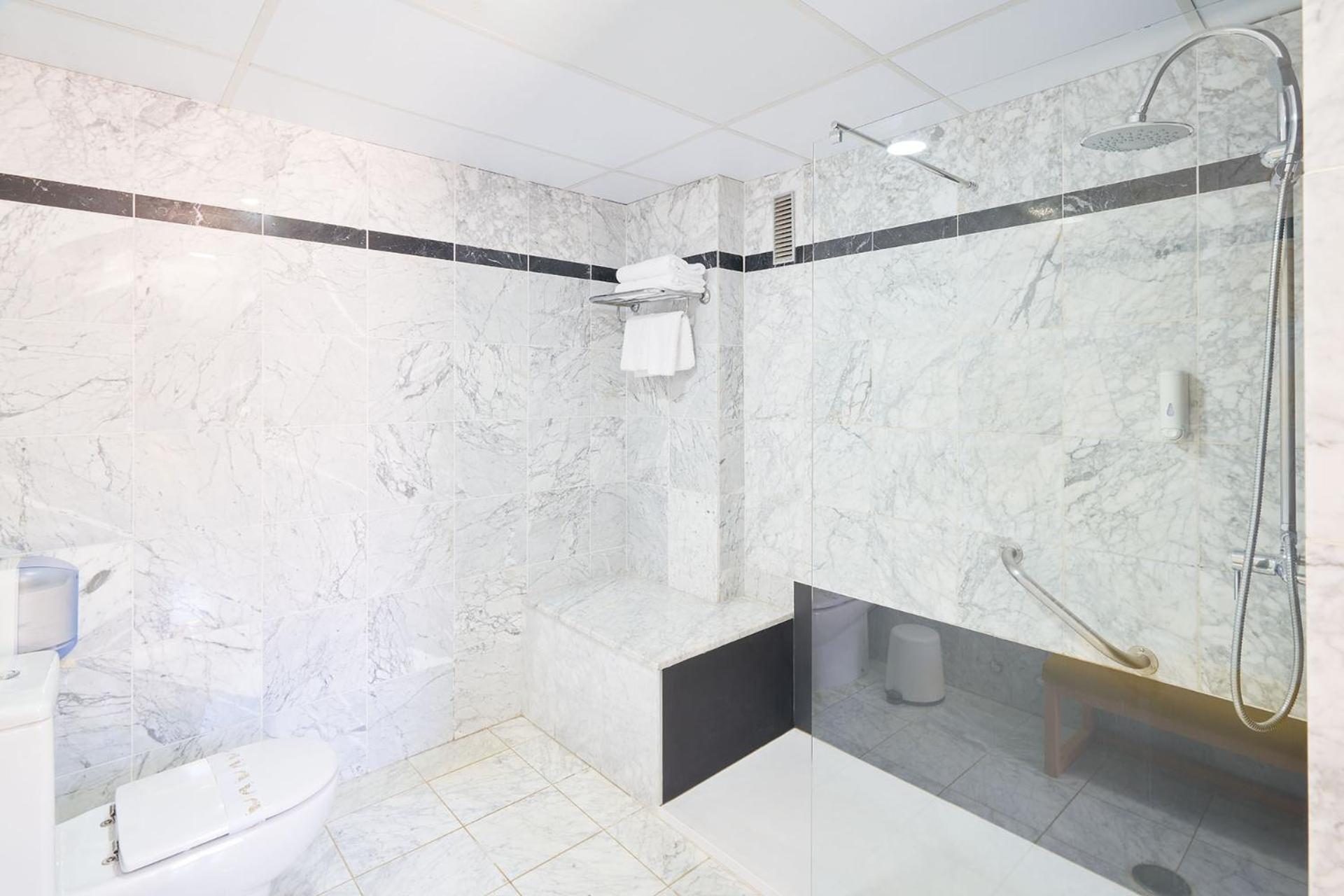 Superior, Twin Beds, Torre del Conde 7/7