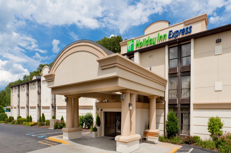 Holiday Inn Express Southington 3/61