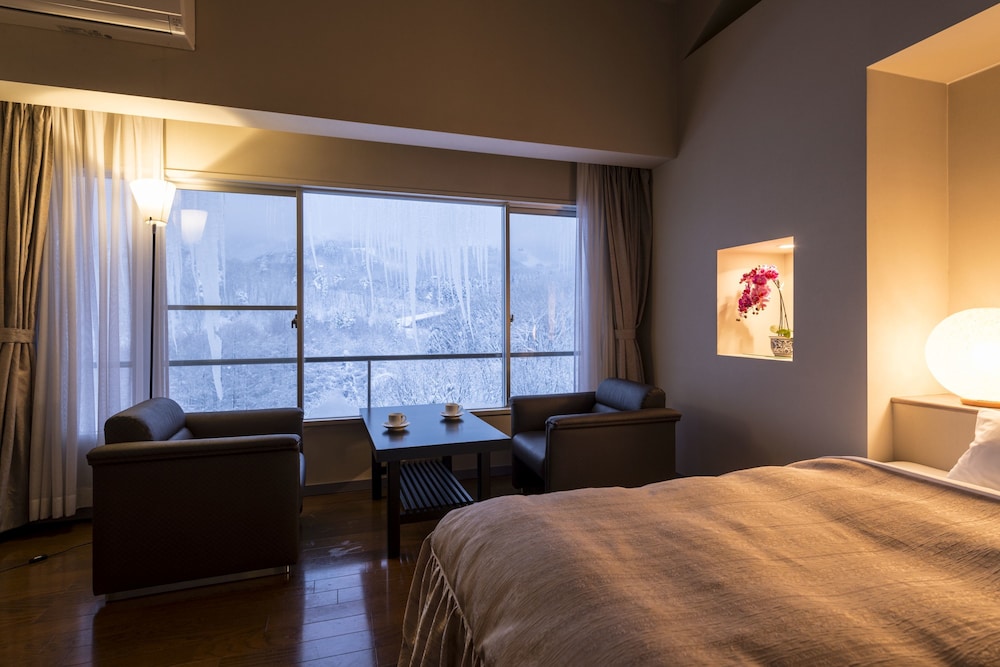 Hotel Lucent Takamiya 13/43
