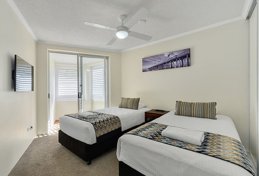 Goldsborough Place Apartments 8/30