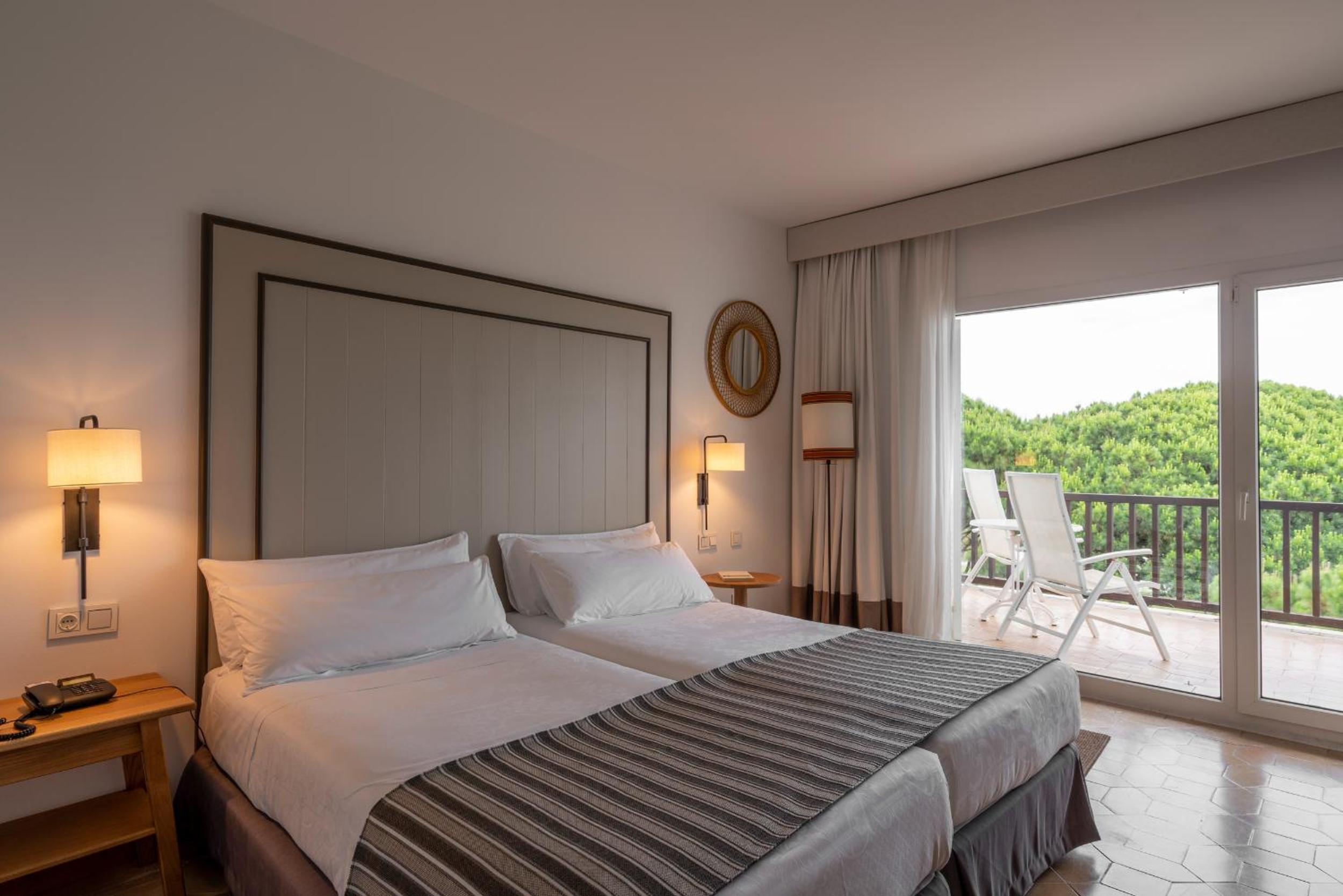 Room, Double Bed, Parador De Mazagon 10/10