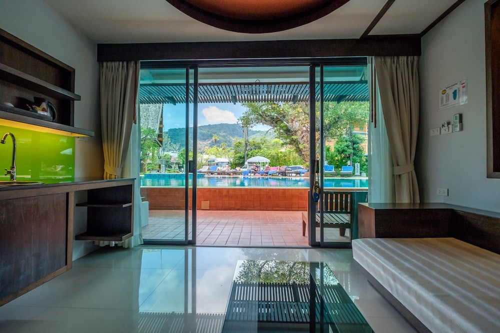 Naina Resort And Spa 19/50