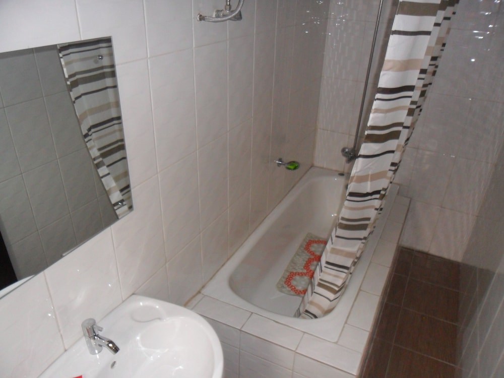 Swisscottage Suites 19/21