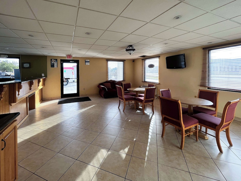 Motel6 Abbeville, AL 24/36