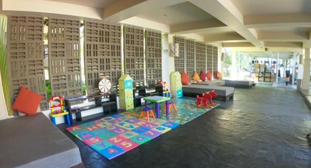 The Grand Southsea Khaolak Beach Resort 41/48