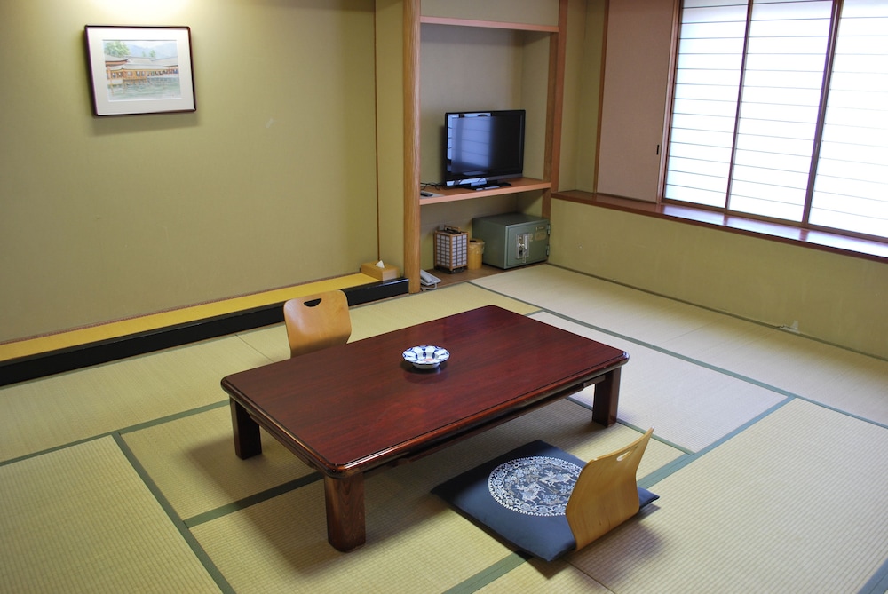 MIYAJIMA HOTEL MAKOTO 44/65