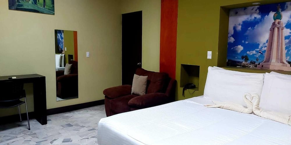 Kartagus Hotel Boutique 7/76