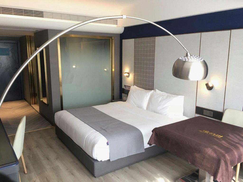 Lanou Hotel (Guizhou Guiyang Huaxi District Meide Government House Branch) 12/53