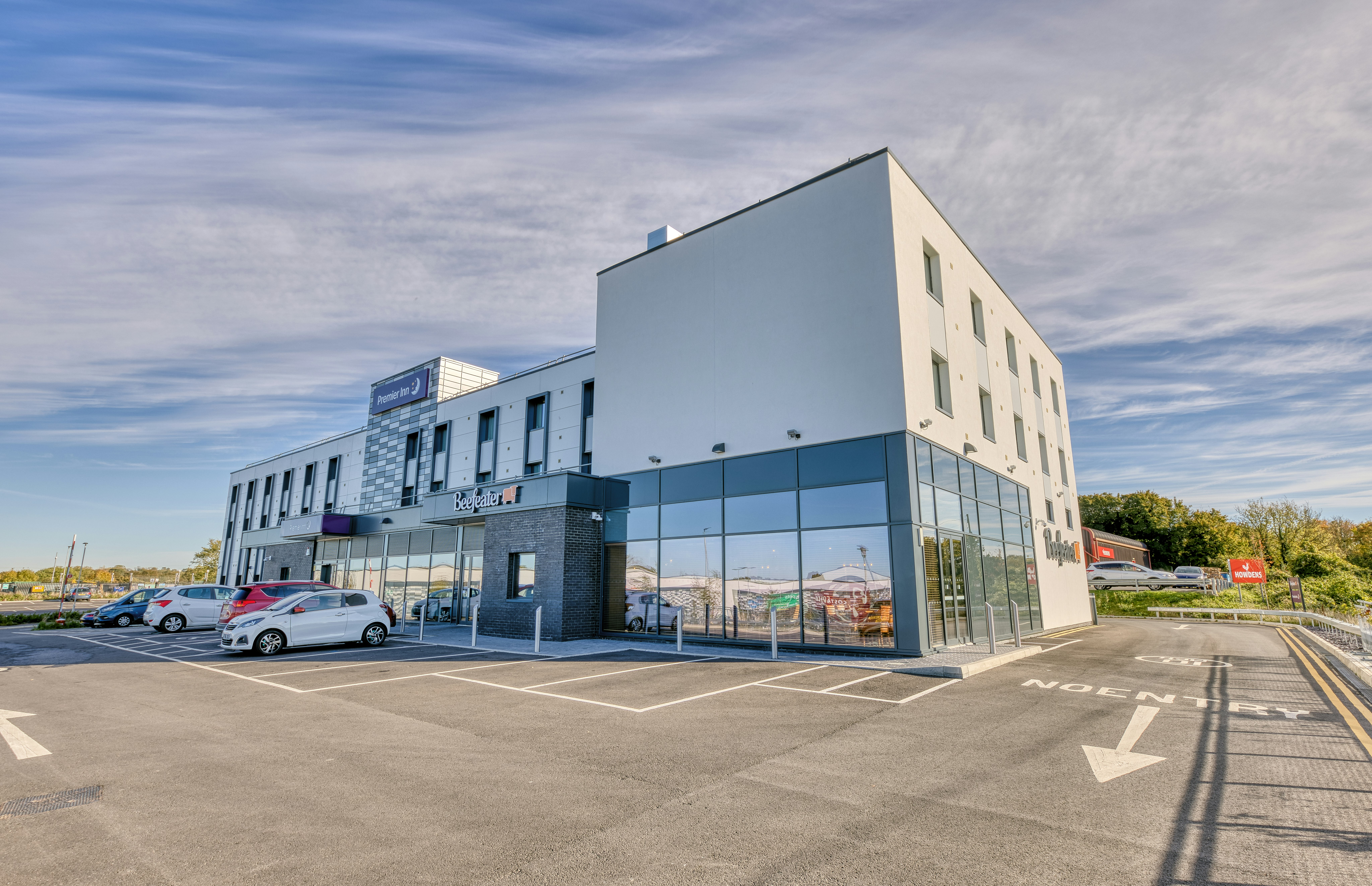 Premier Inn Saffron Walden hotel 14/17