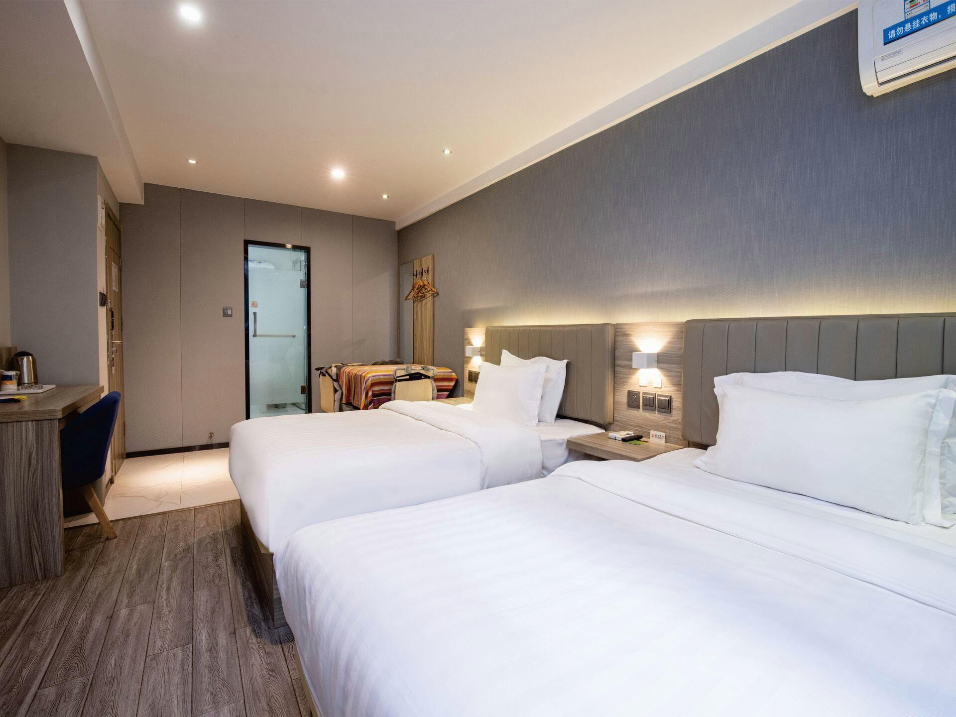 7 Days Inn (Chongqing Yuanjiagang Olympic Sports Center) 7/20
