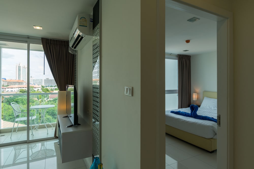 Art On The Hill By Pattaya Sunny Rentals 33/46