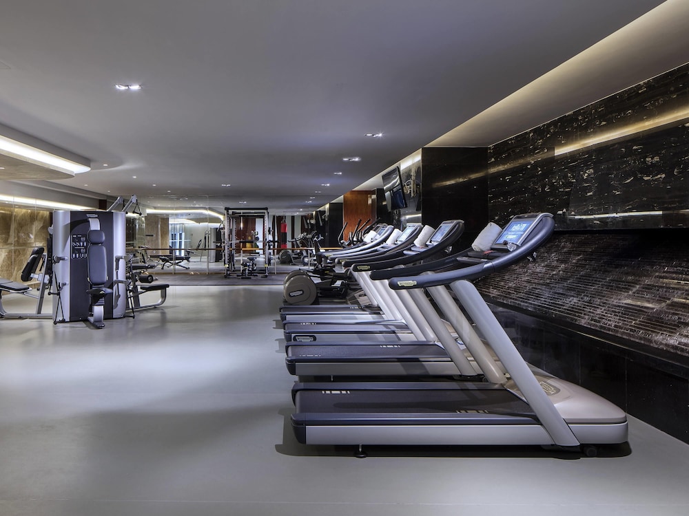SOFITEL GUIYANG HUNTER 30/54