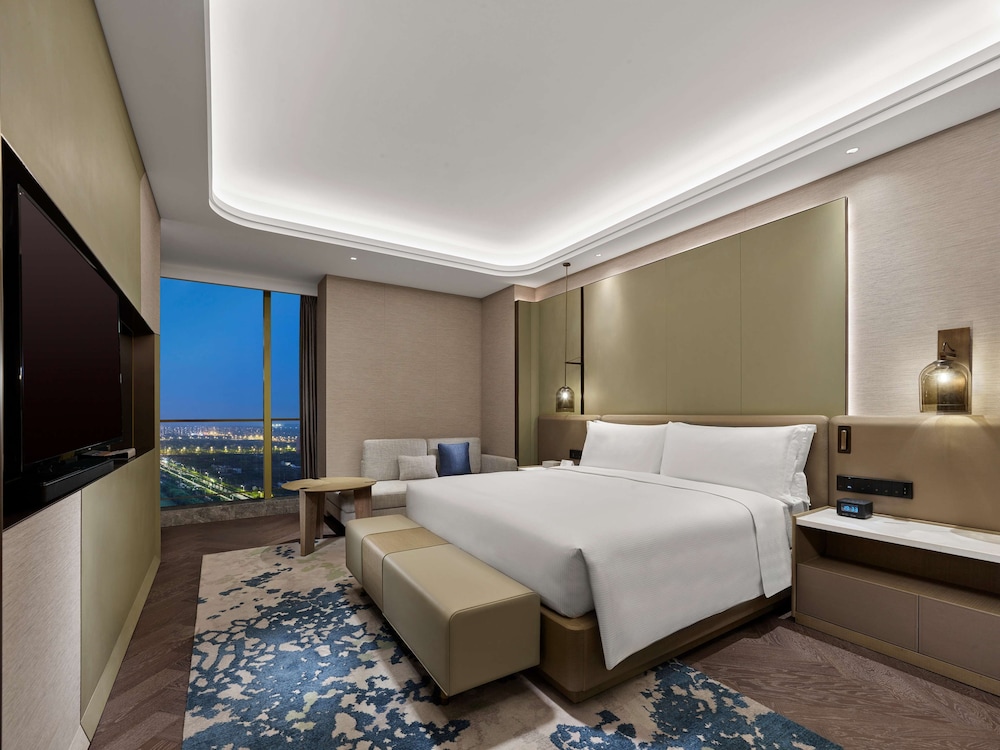 DoubleTree by Hilton Qidong 11/61