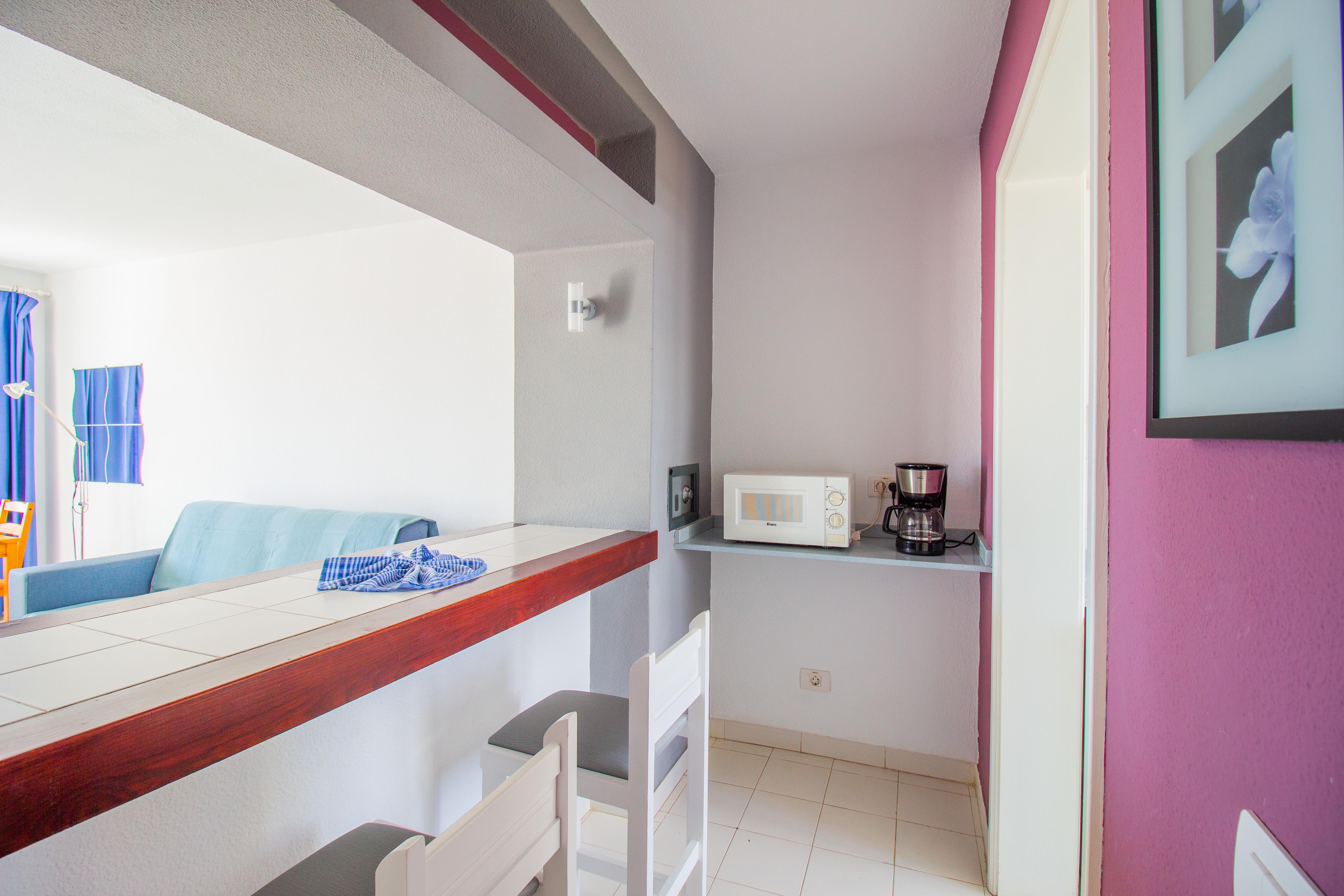 2 Bedrooms, Apartment, Balcony or Terrace