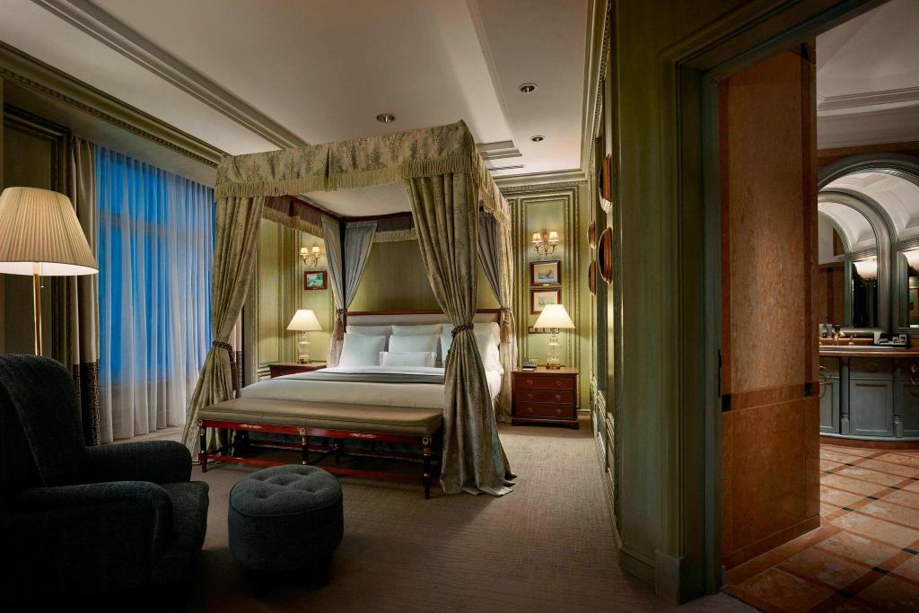 2 Bedrooms, Chairman, Suite, 2 King Beds, Large