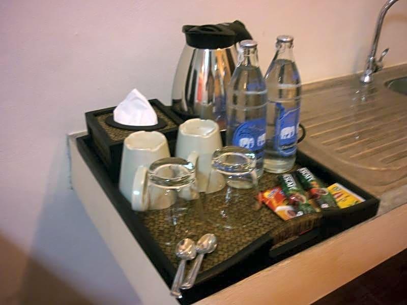 Hotel Pailifornia 56/78