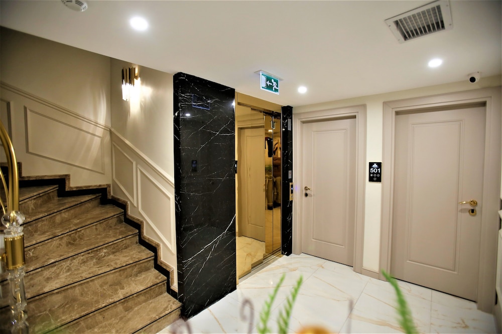 Omma Hotel 16/40