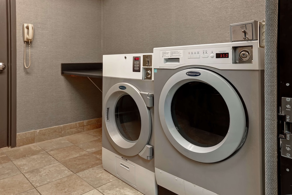 Hampton Inn Atlanta/Woodstock 15/34