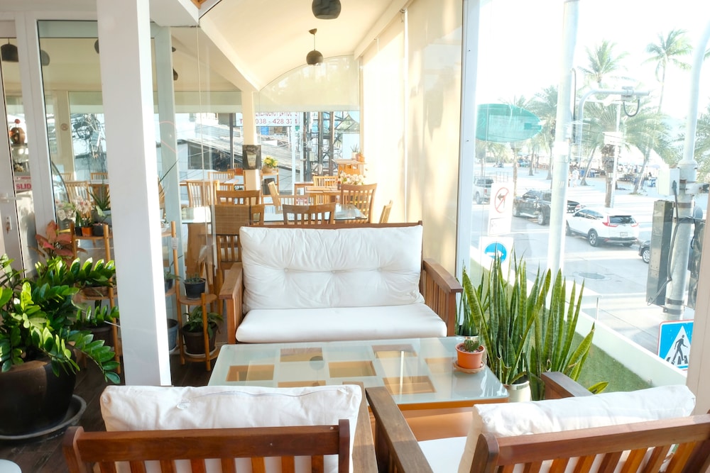 The Beach Front Resort Pattaya 53/87