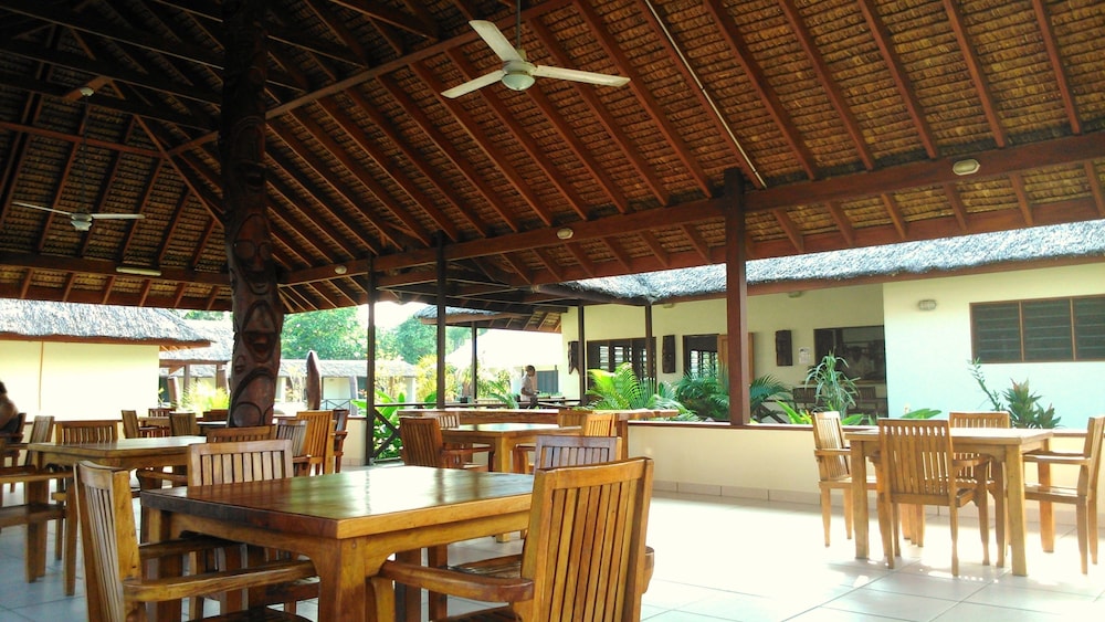 Beachfront Resort 31/50