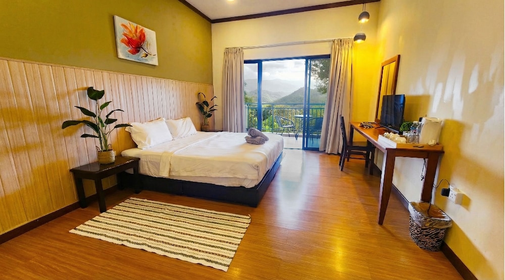SUPERIOR, DOUBLE BED