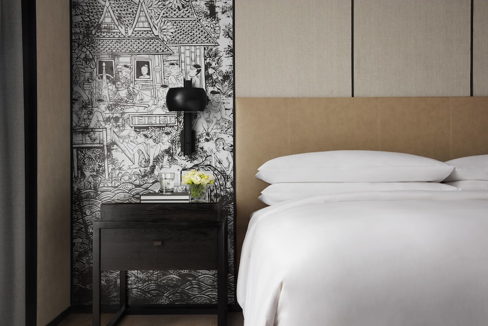 Marriott Bangkok Hotel the Surawongse 15/74