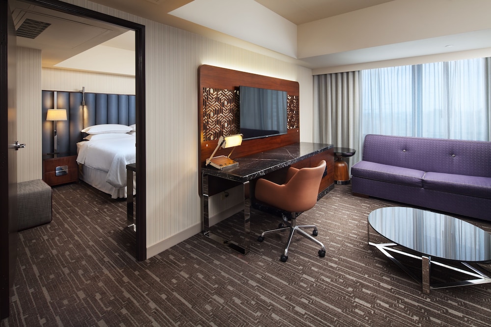 The Sheraton Grand Los Angeles Formerly Sheraton Los Angeles Downtown 49/56
