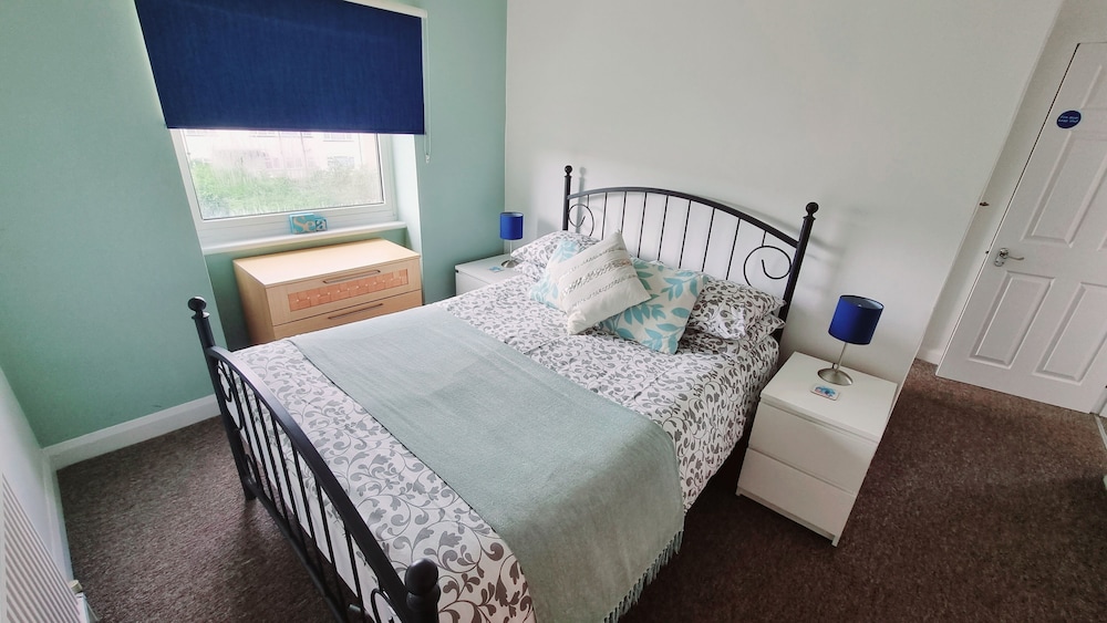 Beachcomber Holiday Apartments 12/41