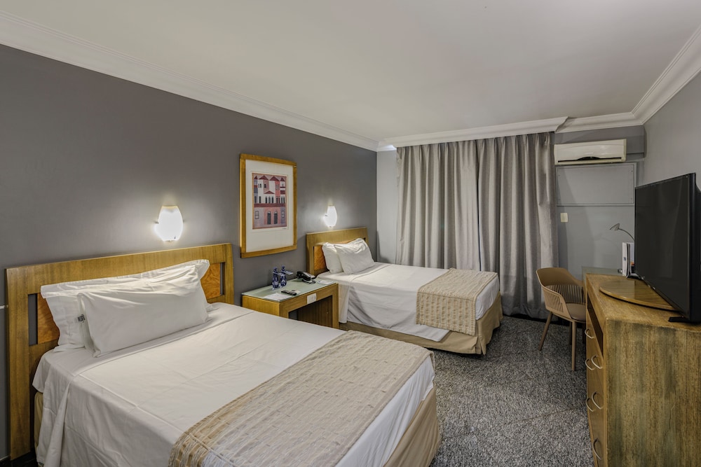 Deluxe, Twin Beds