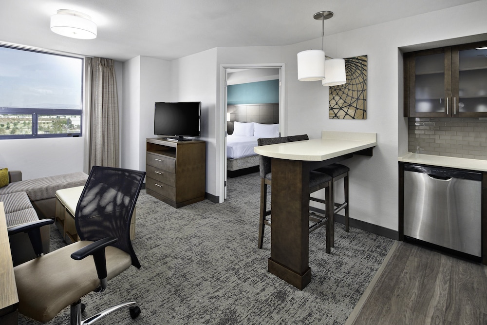 Staybridge Suites Irvine John Wayne Airport An Ihg Hotel 38/61