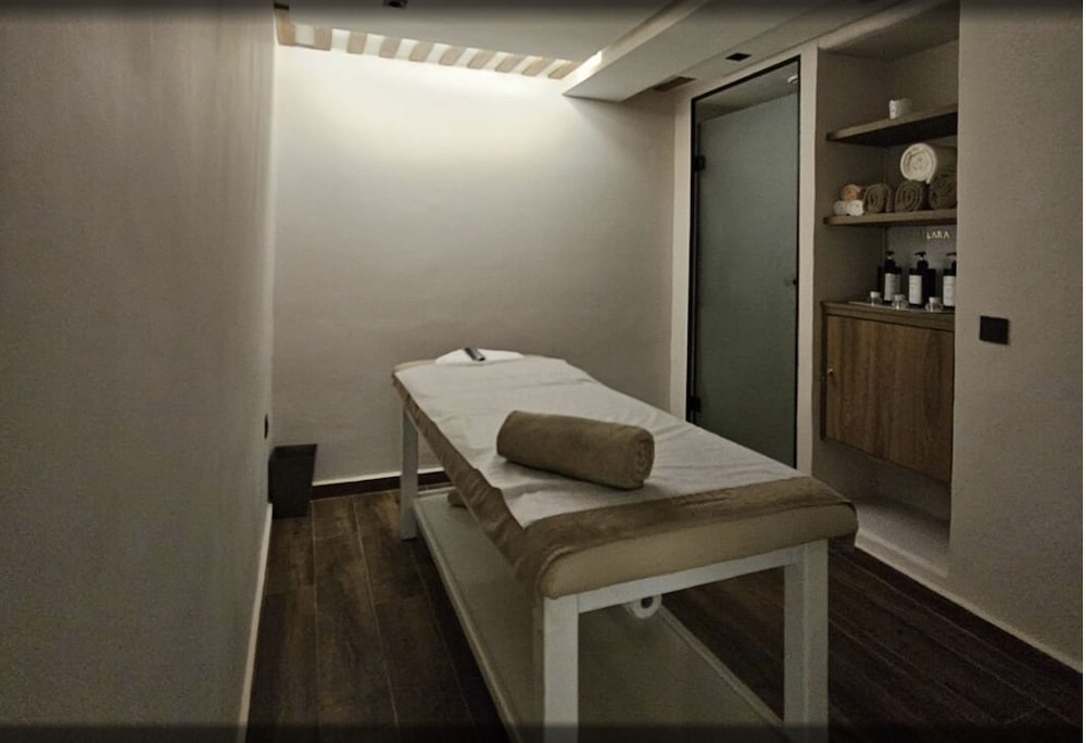 Melliber Appart Hotel 43/75
