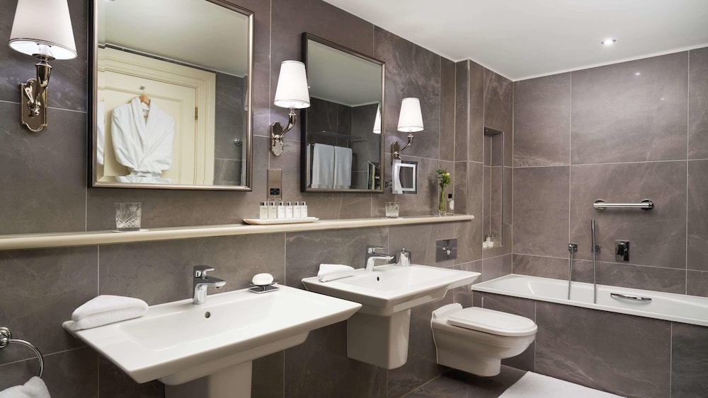 Dromoland Castle Hotel 49/50