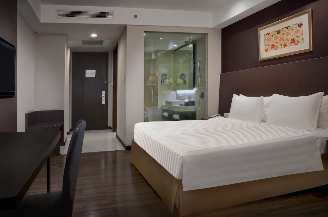 THE ALANA SURABAYA 8/50