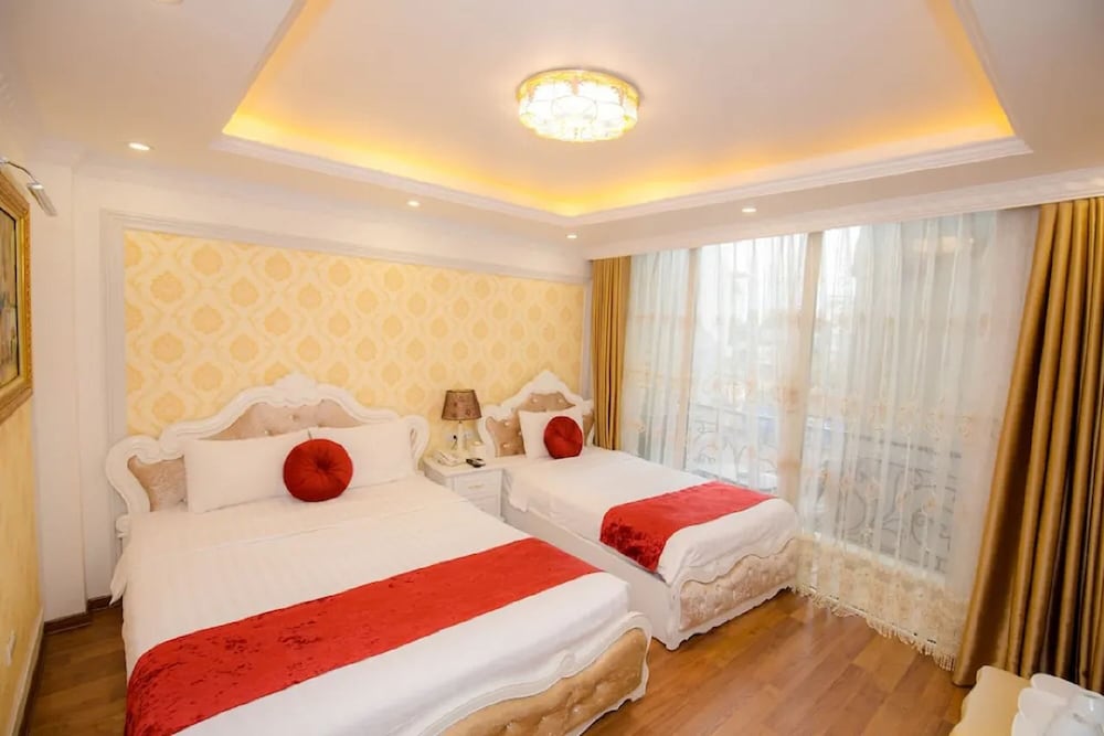 Hanoi Cristina Hotel & Travel 3/28