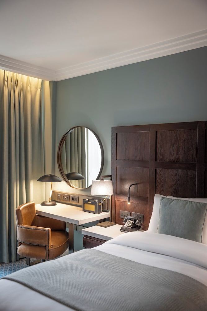 غرفة ديلوكس مفردة بسرير مزدوج، Clayton Hotel Cambridge 5/7