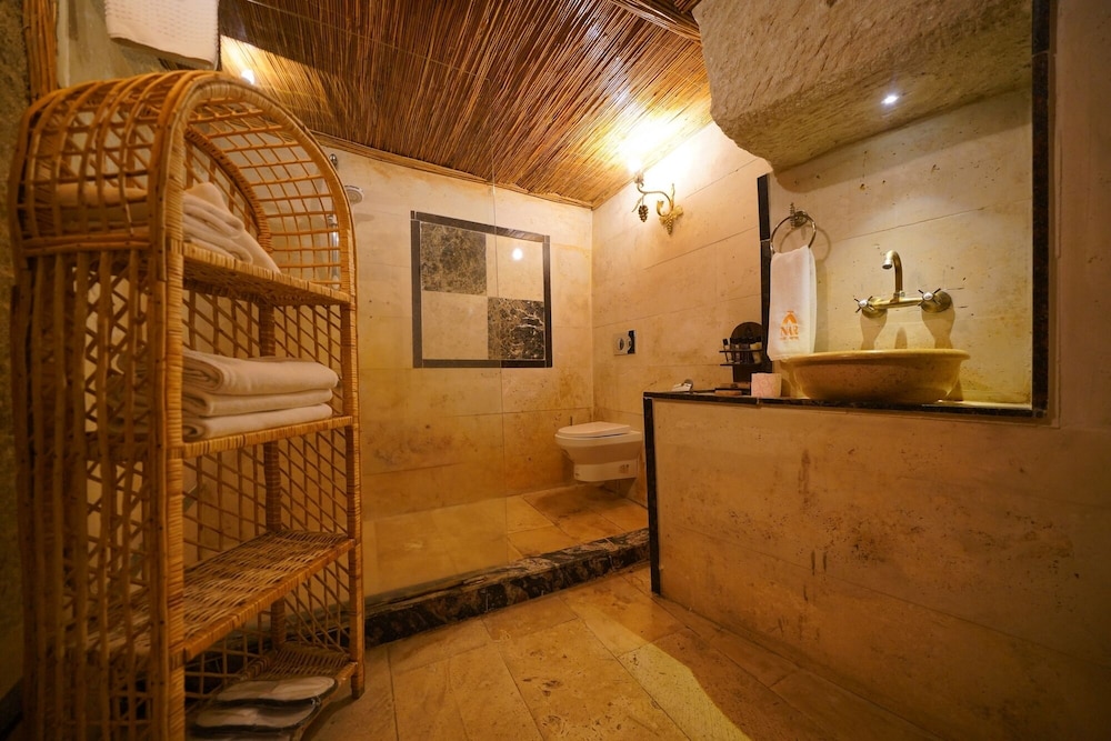 Nar Cave House & Swimming Pool 4/84