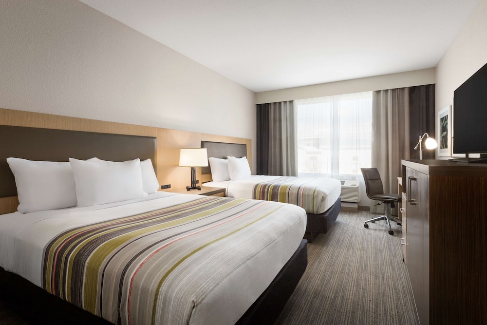 Country Inn & Suites by Radisson, New Braunfels, TX 4/27