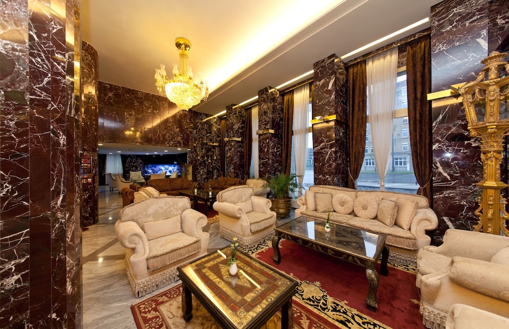 Novum Hotel Excelsior 32/56