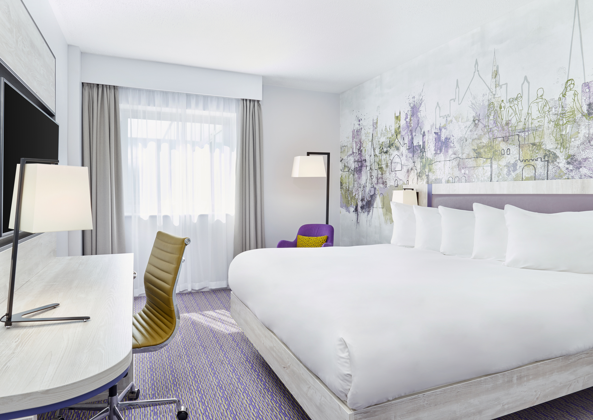 غرفة تنفيذية مفردة بسرير كينج