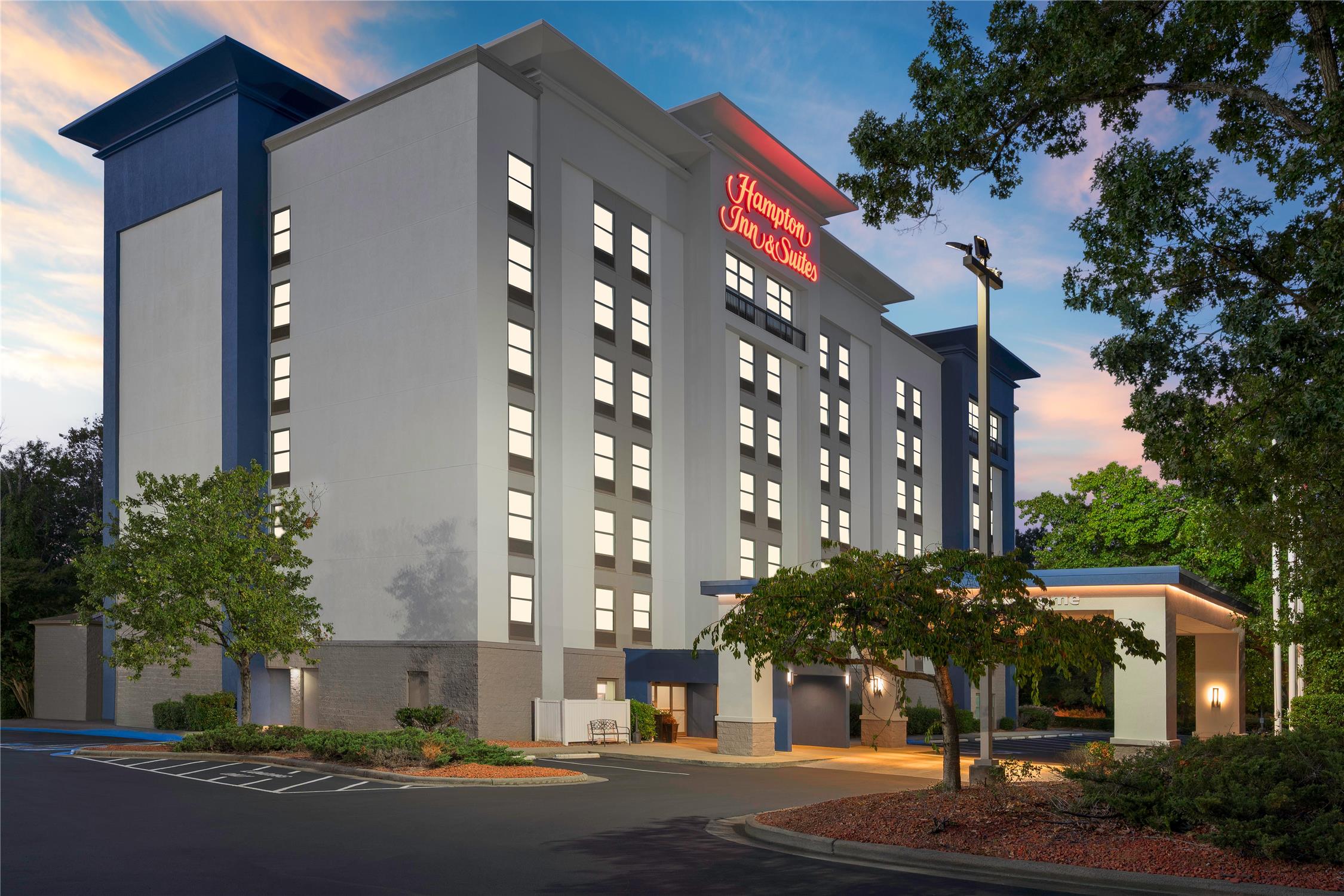 Hampton Inn & Suites Charlotte-Arrowood in CHARLOTTE - NC